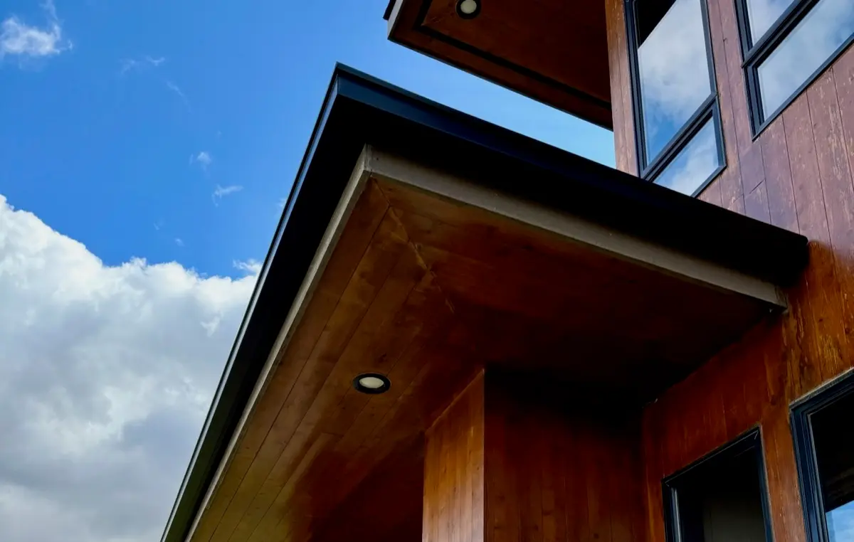 Brown seamless gutter on a single-story Spokane Valley home